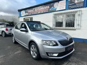 Skoda Octavia Elegance *PANO*PDC*STH*NAVI