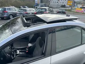 Skoda Octavia Elegance *PANO*PDC*STH*NAVI Bild 3