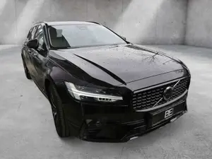 Volvo V90 Kombi 2.0 Plus Dark Recharge Plug-In Hybrid AWD Bild 2