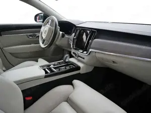 Volvo V90 Kombi 2.0 Plus Dark Recharge Plug-In Hybrid AWD Bild 5