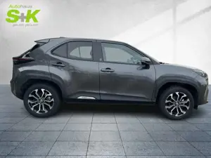 Toyota Yaris Cross 1,5l Hyb. Team D"Carplay"Navi"Kamera Bild 5