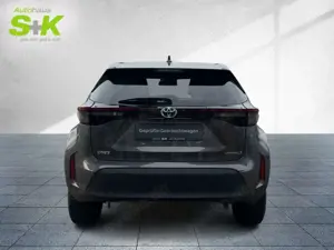 Toyota Yaris Cross 1,5l Hyb. Team D"Carplay"Navi"Kamera Bild 3