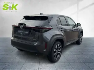 Toyota Yaris Cross 1,5l Hyb. Team D"Carplay"Navi"Kamera Bild 4