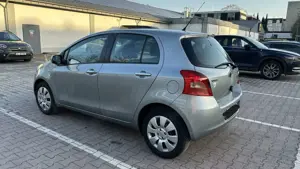 Toyota Yaris Yaris 1.3 Automatik Sol