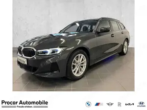BMW 320 i Touring HUD RFK NAVI LED PDC V+H DAB Klima