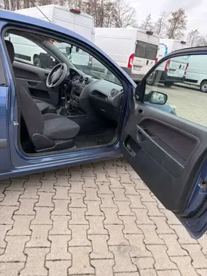 Ford Fiesta 3p 1.3i University