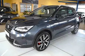 SEAT Arona FR AUTOMATIK / XENON / NAVI / R-KAMERA