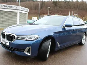 BMW 520 d T.Standh.Leder Laser HUD PanoD.LiveProf.AHK Bild 3