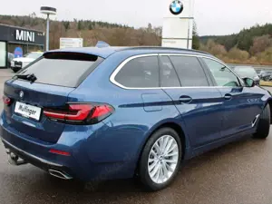 BMW 520 d T.Standh.Leder Laser HUD PanoD.LiveProf.AHK Bild 5