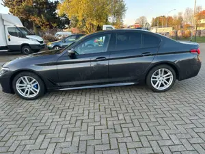 BMW 530 d M Sport *Standhei*AHK*SSD*Head-Up Display Bild 5