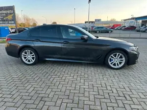 BMW 530 d M Sport *Standhei*AHK*SSD*Head-Up Display Bild 4