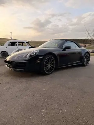 Porsche 991 Carrera 4 Cabriolet PZ-Scheckheft gepflegt