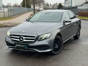 Mercedes-Benz E 200 E Limousine E 200 4Matic*Autom.*Navi*PDC*LED*