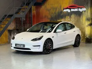 Tesla Model 3 Performance LEDER~NAVI~KAMERA~1-HAND