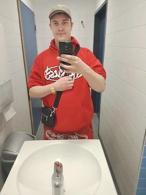 Ich bin ein harter geiler Mann auf Omas zu ficken