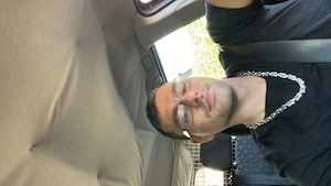 Frau für ersten Handjob gesucht 