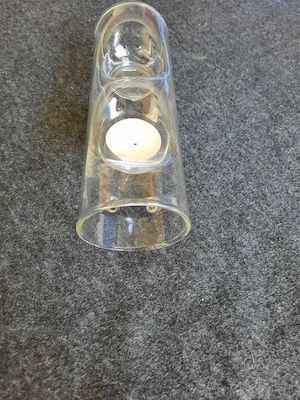 Teelichthalter aus Glas