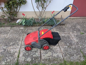 Elektro-Vertikutierer OBI Variolux VE 32 zu verschenken