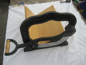 Brot-Max alte Brotschneidemaschine Brotschneider Shabby Vintage