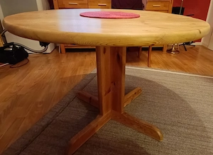 Massivholztisch rund