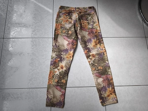 Rich Royal Damen Hose 36-38 Blumenhose Muster Wenig getragen Bild 4