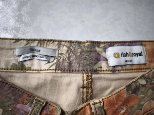 Rich Royal Damen Hose 36-38 Blumenhose Muster Wenig getragen Bild 3