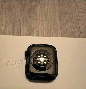 Apple Watch Series 8 LTE mit Zubehör 
