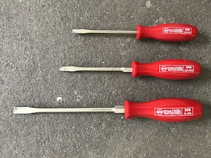 Schlitzschraubendreher 