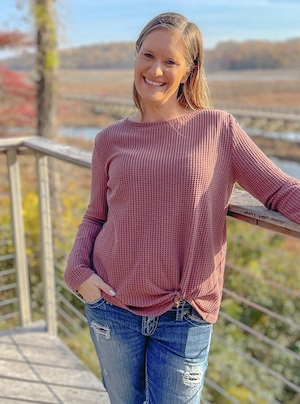 Frau sucht Integration in Beziehung