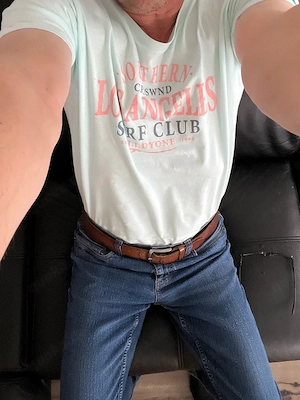 Sportlicher Mann ( 51, 183, 71kg, 20x5cm ) sucht Sportliche Exhibitionistin für Beziehung