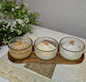 Ein Set aus drei handgefertigten Kerzen