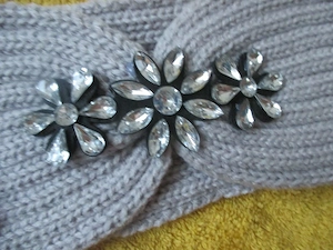 NEU mit ETIKETT Wie selbst gestrickt Grobstrick Stirnband Stirn- Band "ALLACC * ACCESSORY" hel grau