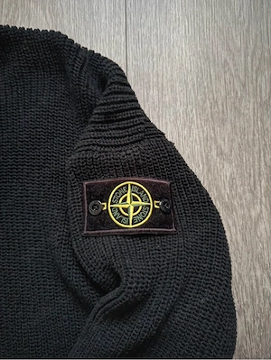 stone island sweater