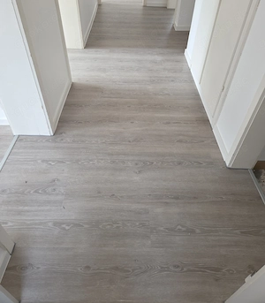 Vinylboden verlegen   Bodenleger mit Erfahrung