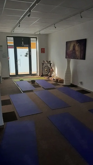 LAST CALL - nur noch wenige Plätze frei bei den Frühligskursen bei ASana YOGA Mainz
