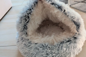 Hundekleidung u Zubehör 