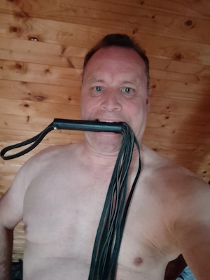 Welche Domina sucht festen Sklaven BDSM Bild 6