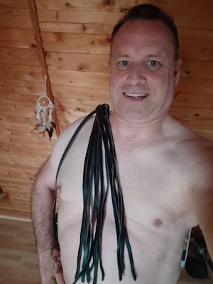 Welche Domina sucht festen Sklaven BDSM Bild 5