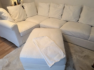 IKEA, Eck Couchgarnitur, 1,80   3,20 inklusive Aufbewahrunghocker