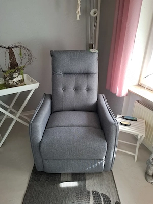 Massagesessel mit Aufstehfunktion