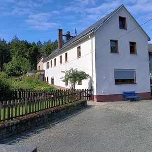 2 Fewo in ruhiger Lage im Vogtland Nähe Plauen auch für Monteure