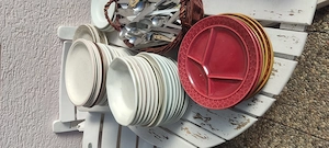 Zu verschenken Gläser Bierkrüge Geschirr Besteck