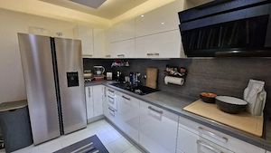 Küche neue Arbeitsplatte etc. Handwerker gesucht!