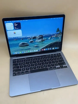 MacBook Pro 2020 M1 512 GB SSD 8 GB