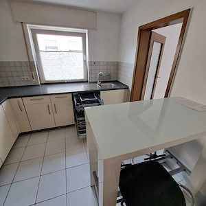 100 m , 4-Zi-EG-Wohnung (mit 2 ME) in 76287 Rheinstetten-Mörsch