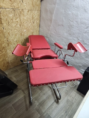 frauenarztstuhl retro