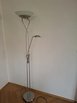 Stehlampe mit Leselicht, dimmbar