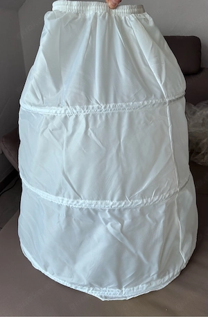 Kommunionskleid: LILLY Brautmode Größe 152 inklusive Zubehör