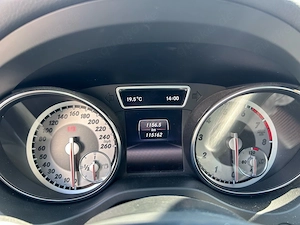 Mercedes Benz CLA 200 AMG Line Bild 3