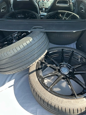 Mercedes Benz CLA 200 AMG Line Bild 9